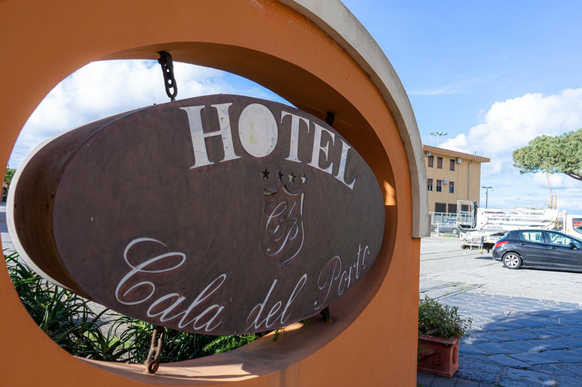 Hotel Cala Del Porto Vibo Valentia Marina Exterior foto